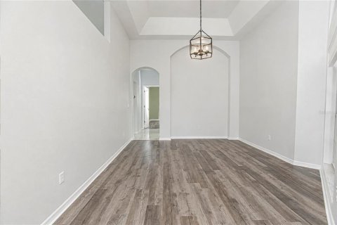 House in Gotha, Florida 4 bedrooms, 233.28 sq.m. № 2220664 - photo 8