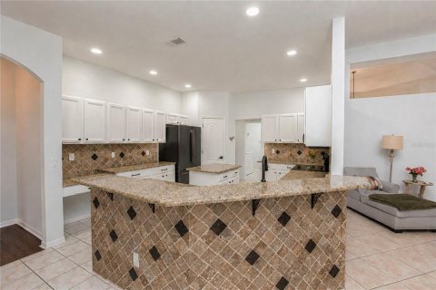 House in Gotha, Florida 4 bedrooms, 233.28 sq.m. № 2220664 - photo 12