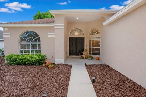 House in Gotha, Florida 4 bedrooms, 233.28 sq.m. № 2220664 - photo 2