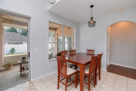 House in Gotha, Florida 4 bedrooms, 233.28 sq.m. № 2220664 - photo 16