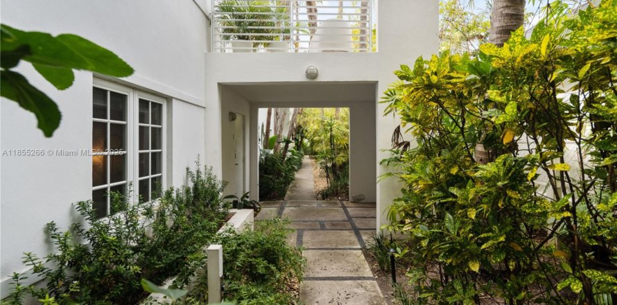 Touwnhouse à Miami Beach, Floride 2 chambres, 85.93 m2 № 1878413