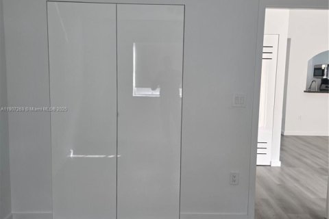 Appartement à louer à Homestead, Floride: 2 chambres, 75.72 m2 № 1964537 - photo 18