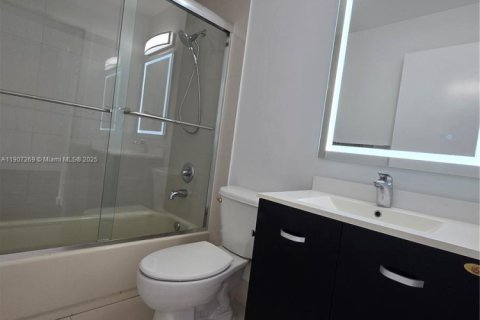 Appartement à louer à Homestead, Floride: 2 chambres, 75.72 m2 № 1964537 - photo 19