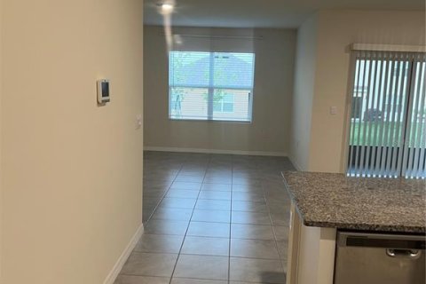 House in Winter Haven, Florida 4 bedrooms, 173.45 sq.m. № 1687267 - photo 10