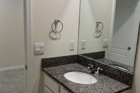 House in Winter Haven, Florida 4 bedrooms, 173.45 sq.m. № 1687267 - photo 7