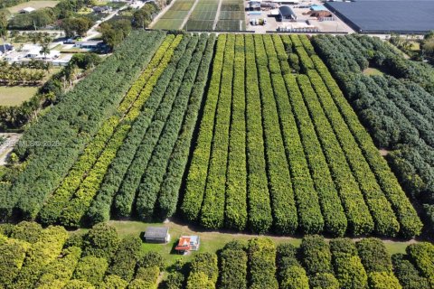 Immobilier commercial à vendre à Miami, Floride № 2011161 - photo 22