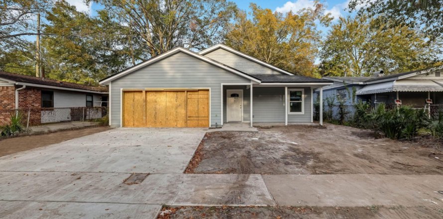 House in Jacksonville, Florida 3 bedrooms, 137.12 sq.m. № 853523