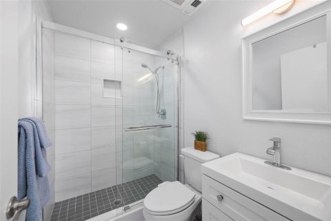 Купить кондоминиум в Порт-Шарлотт, Флорида 7 комнат, 82.96м2, № 2097587 - фото 21
