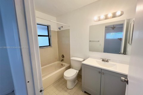 Copropriété à louer à Delray Beach, Floride: 2 chambres, 78.78 m2 № 1946412 - photo 7