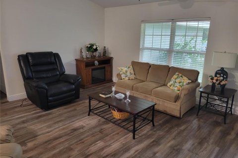 House in Ocala, Florida 3 bedrooms, 156.73 sq.m. № 1679868 - photo 3