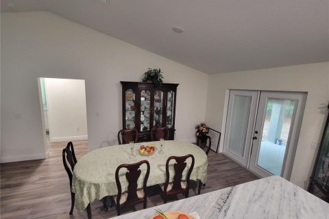 House in Ocala, Florida 3 bedrooms, 156.73 sq.m. № 1679868 - photo 6