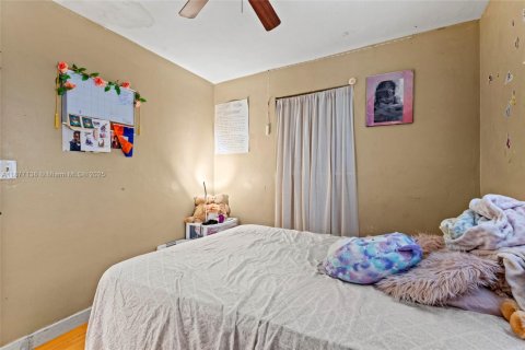 Casa en venta en West Park, Florida, 3 dormitorios, 97.55 m2 № 1944408 - foto 15