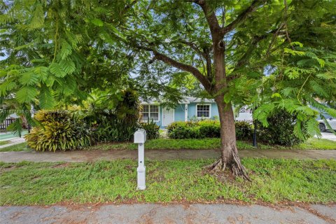 Casa en venta en West Park, Florida, 3 dormitorios, 97.55 m2 № 1944408 - foto 25