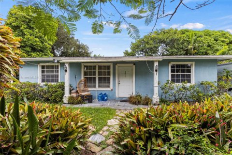 Casa en venta en West Park, Florida, 3 dormitorios, 97.55 m2 № 1944408 - foto 1