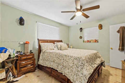 Casa en venta en West Park, Florida, 3 dormitorios, 97.55 m2 № 1944408 - foto 7