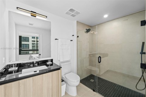 Condo in Miami, Florida, 2 bedrooms № 2180080 - photo 9