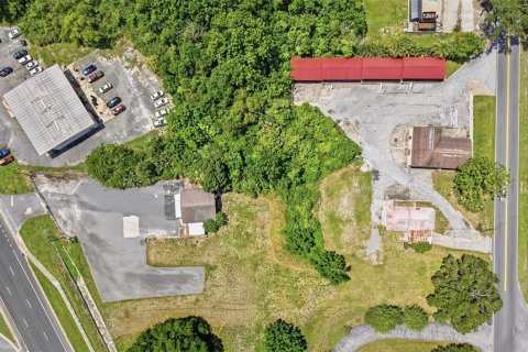 Propiedad comercial en venta en Fruitland Park, Florida № 2210586 - foto 6