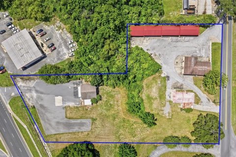 Propiedad comercial en venta en Fruitland Park, Florida № 2210586 - foto 5