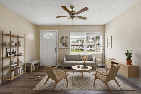 Villa ou maison à vendre à Orlando, Floride: 4 chambres, 137.68 m2 № 2302874 - photo 3