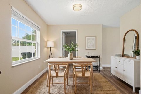 Villa ou maison à vendre à Orlando, Floride: 4 chambres, 137.68 m2 № 2302874 - photo 4