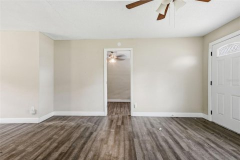 Villa ou maison à vendre à Orlando, Floride: 4 chambres, 137.68 m2 № 2302874 - photo 9