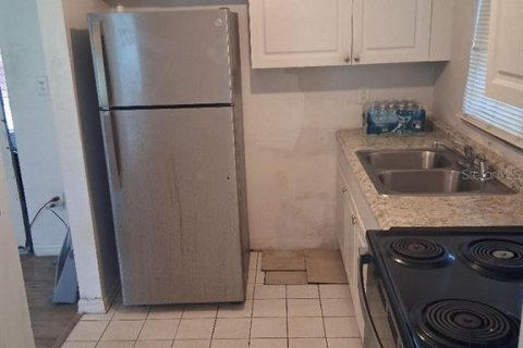 House in Orlando, Florida 2 bedrooms, 85.47 sq.m. № 1871132 - photo 6
