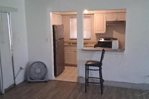 House in Orlando, Florida 2 bedrooms, 85.47 sq.m. № 1871132 - photo 4