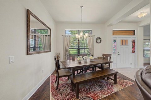 House in Dade City, Florida 4 bedrooms, 212.47 sq.m. № 2239283 - photo 12