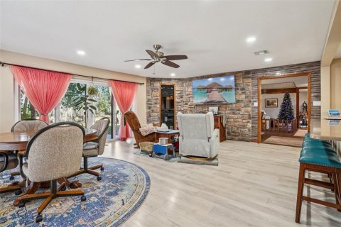 Casa en venta en Tavares, Florida, 5 dormitorios, 473.43 m2 № 2110656 - foto 15