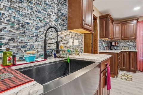 Casa en venta en Tavares, Florida, 5 dormitorios, 473.43 m2 № 2110656 - foto 30