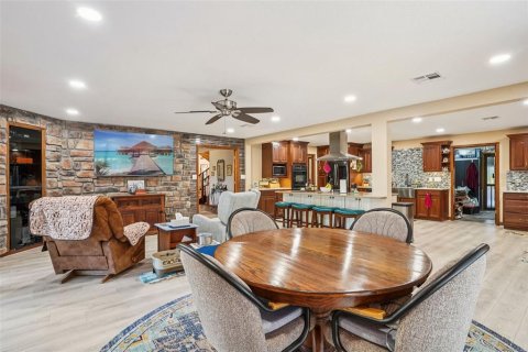 Casa en venta en Tavares, Florida, 5 dormitorios, 473.43 m2 № 2110656 - foto 22