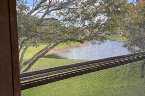 Condominio en venta en Margate, Florida, 1 dormitorio, 72 m2 № 2260345 - foto 16