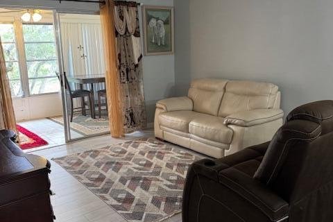 Condominio en venta en Margate, Florida, 1 dormitorio, 72 m2 № 2260345 - foto 6