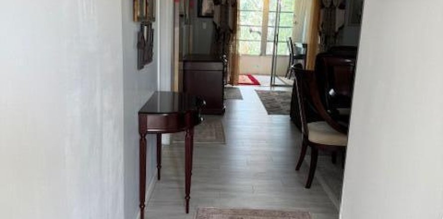 Estudio en el Condominio en Margate, Florida № 2260345