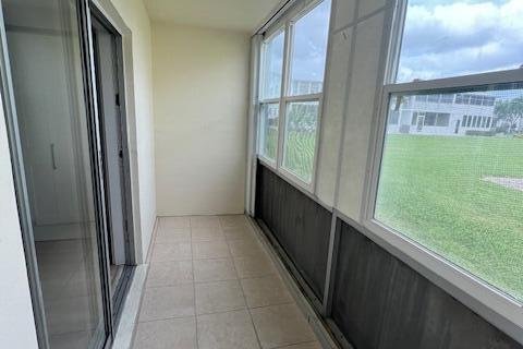 Copropriété à vendre à West Palm Beach, Floride: 1 chambre, 52.95 m2 № 2082256 - photo 12