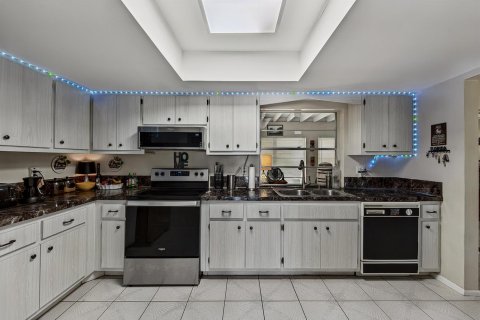 Casa en venta en Pompano Beach, Florida, 2 dormitorios, 128.39 m2 № 2317027 - foto 3