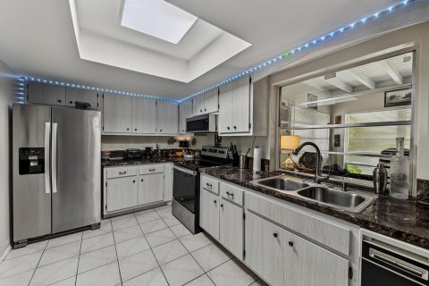 Casa en venta en Pompano Beach, Florida, 2 dormitorios, 128.39 m2 № 2317027 - foto 4