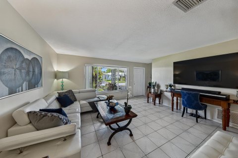 Casa en venta en Pompano Beach, Florida, 2 dormitorios, 128.39 m2 № 2317027 - foto 7