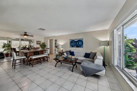 Casa en venta en Pompano Beach, Florida, 2 dormitorios, 128.39 m2 № 2317027 - foto 12