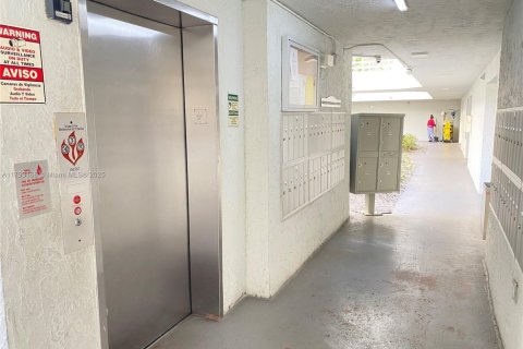 Condominio en venta en Miami, Florida, 3 dormitorios, 120.12 m2 № 1959007 - foto 19