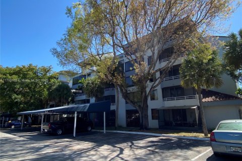 Condominio en venta en Miami, Florida, 3 dormitorios, 120.12 m2 № 1959007 - foto 2