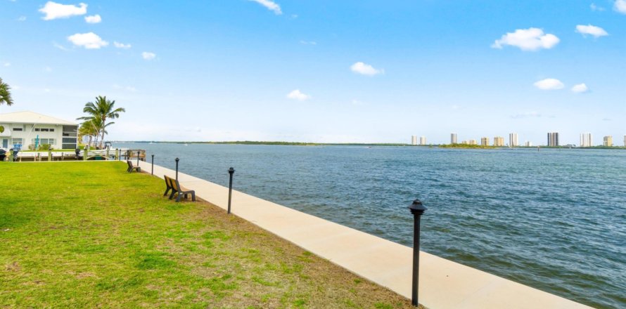 Condo à Lake Park, Floride, 2 chambres № 1058968