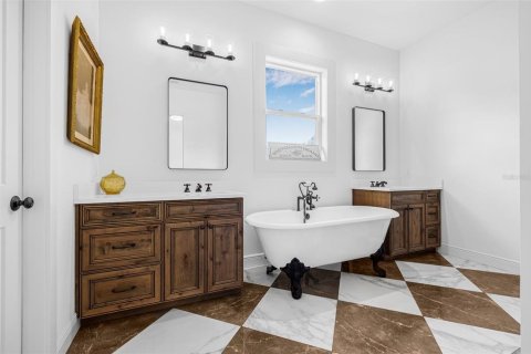 Villa ou maison à vendre à Wesley Chapel, Floride: 2 chambres, 181.62 m2 № 2298599 - photo 17