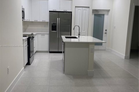 Copropriété à vendre à Doral, Floride: 2 chambres, 108.79 m2 № 1736234 - photo 4