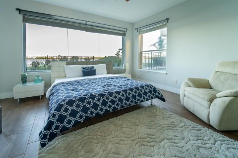 Casa en alquiler en Orlando, Florida, 6 dormitorios, 479.38 m2 № 1906884 - foto 15