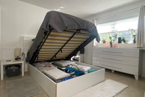 Copropriété à louer à Hollywood, Floride: 1 chambre, 55.46 m2 № 1966802 - photo 15