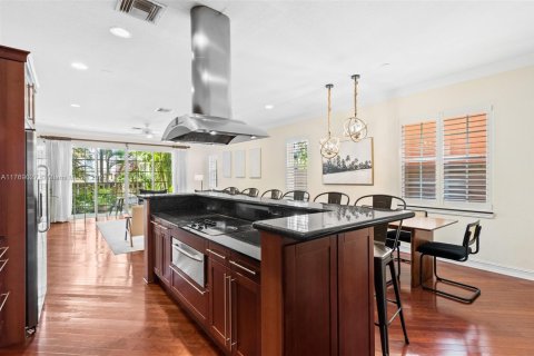 Townhouse in Fort Lauderdale, Florida 4 bedrooms, 254.09 sq.m. № 1740076 - photo 10