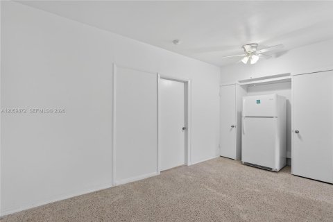 Купить коммерческую недвижимость в Майами, Флорида № 2264497 - фото 13