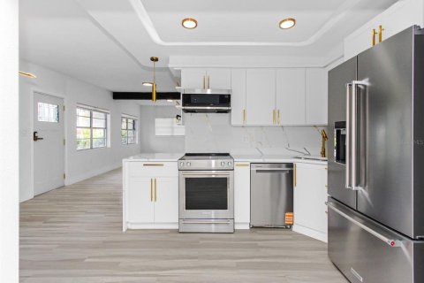 Casa en venta en Orlando, Florida, 3 dormitorios, 126.44 m2 № 1915758 - foto 20