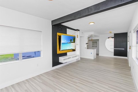 Casa en venta en Orlando, Florida, 3 dormitorios, 126.44 m2 № 1915758 - foto 12